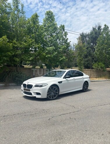 BMW M5-3