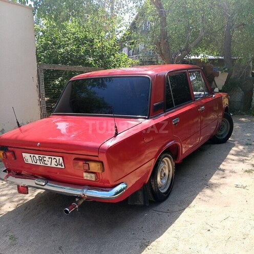 LADA (VAZ) 21011-2