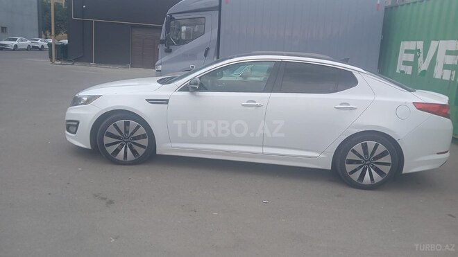 Kia Optima-5