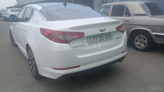 Kia Optima-3