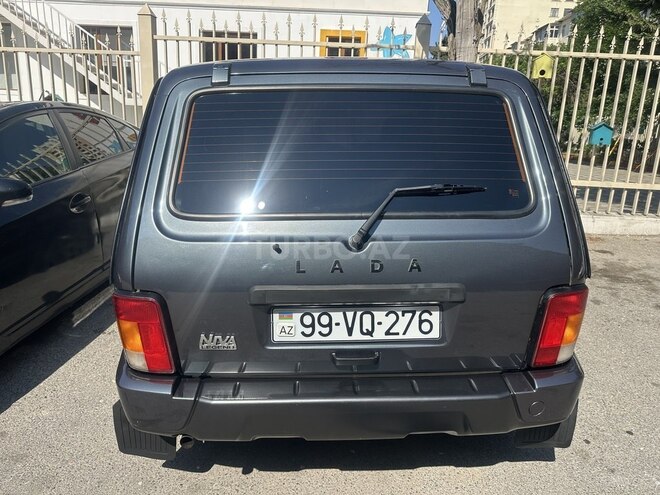 LADA (VAZ) Niva-11