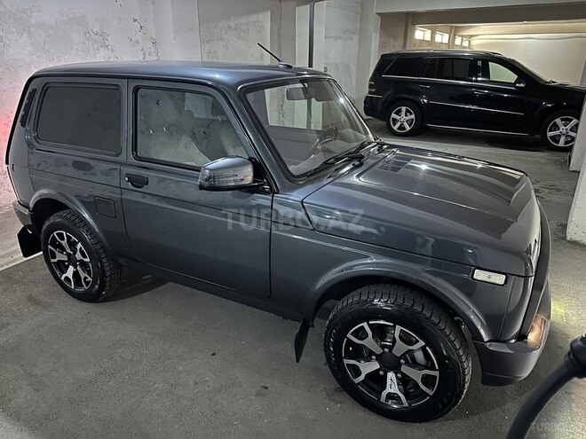 LADA (VAZ) Niva-2