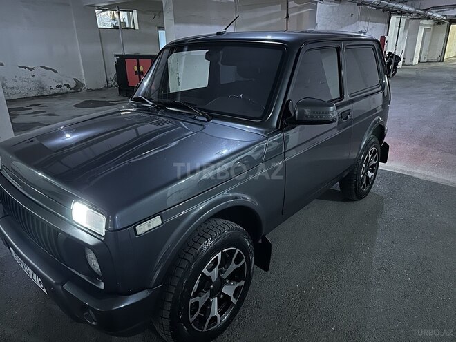 LADA (VAZ) Niva-3
