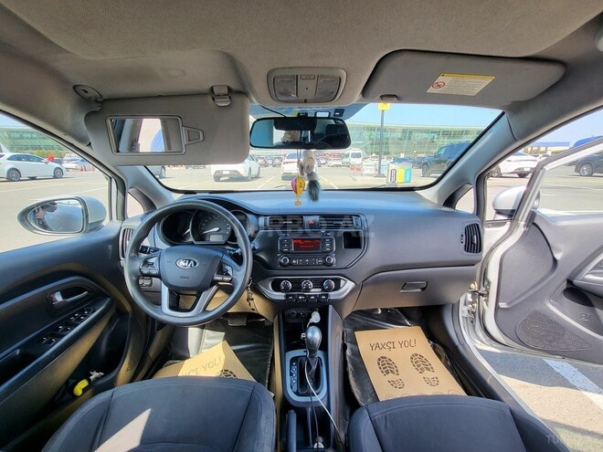 Kia Rio-9