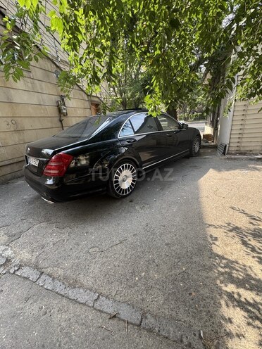 Mercedes S 550-4