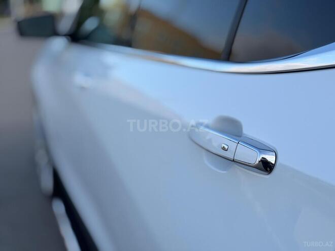 Chevrolet Equinox-12