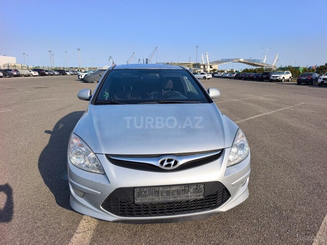 Hyundai i30-1