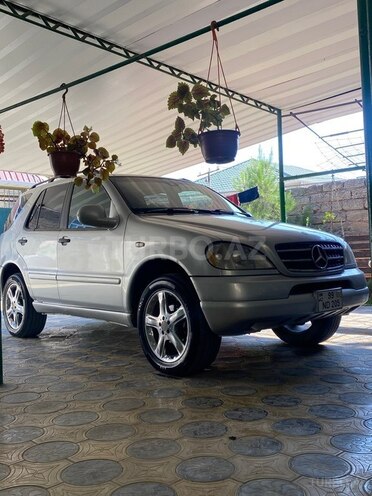 Mercedes ML 320-3