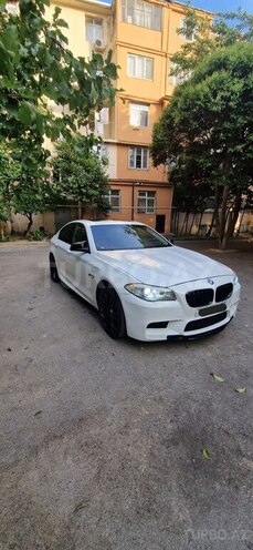 BMW 528-2
