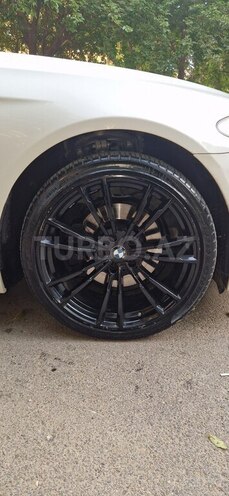 BMW 528-11