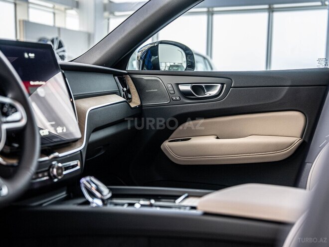 Volvo XC60-5
