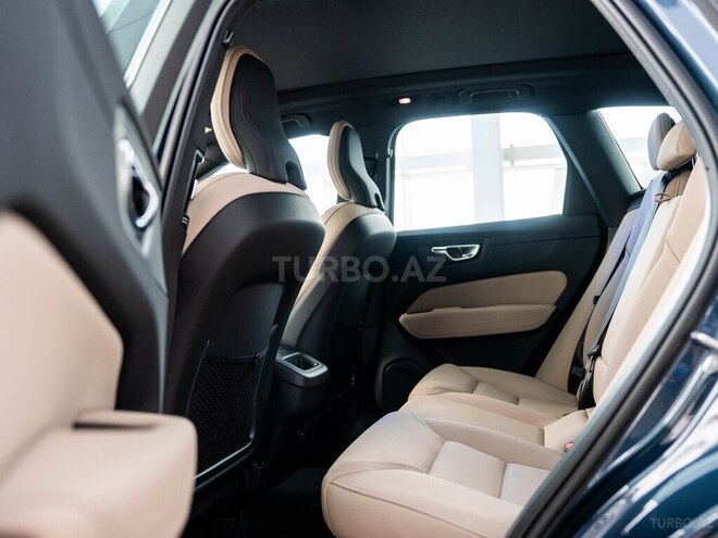 Volvo XC60-6
