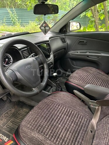 Kia Rio-2