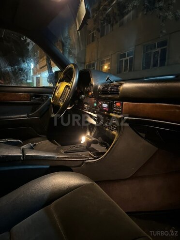 BMW 750-10