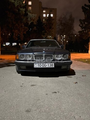 BMW 750-1