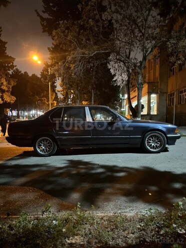 BMW 750-5