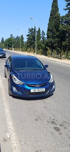 Hyundai Elantra-1