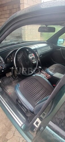 Mercedes C 180-6
