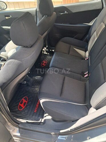 Hyundai i30-7