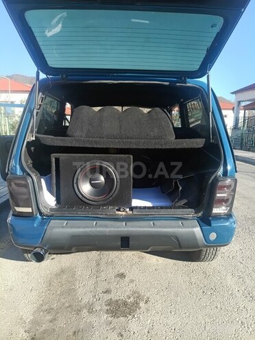 LADA (VAZ) Niva-4