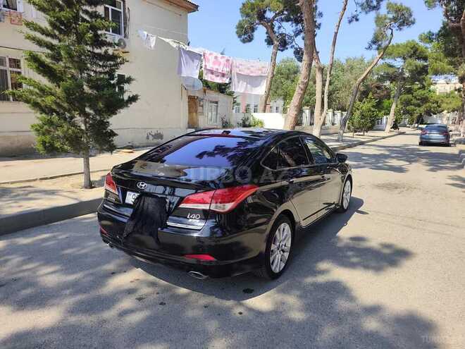 Hyundai i40-2