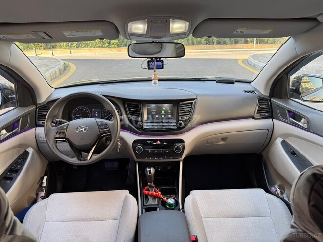 Hyundai Tucson-6