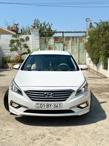 Hyundai Sonata-1