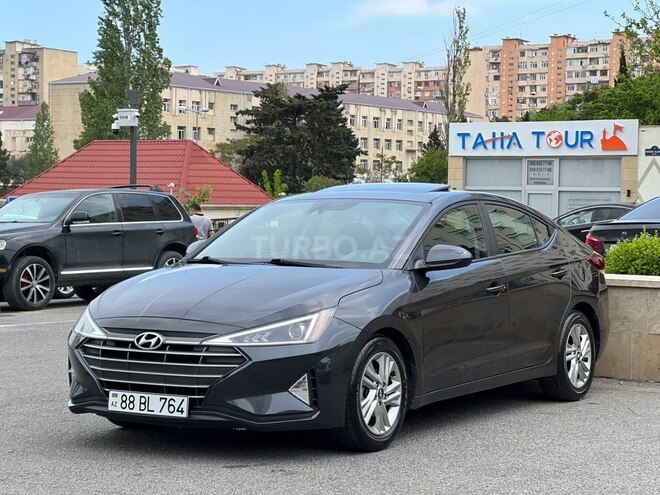 Hyundai Elantra-5