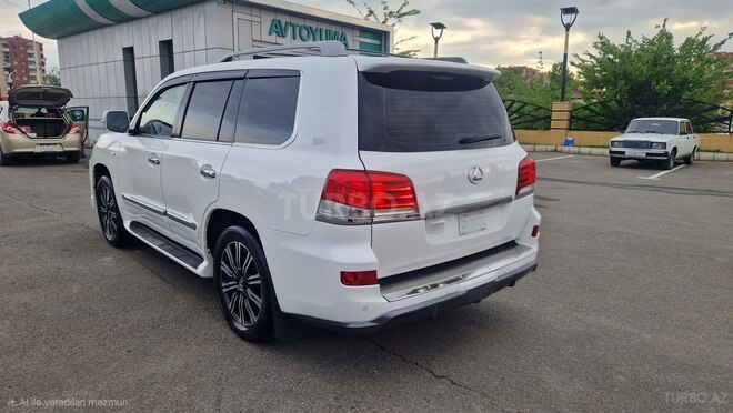 Lexus LX 570-4