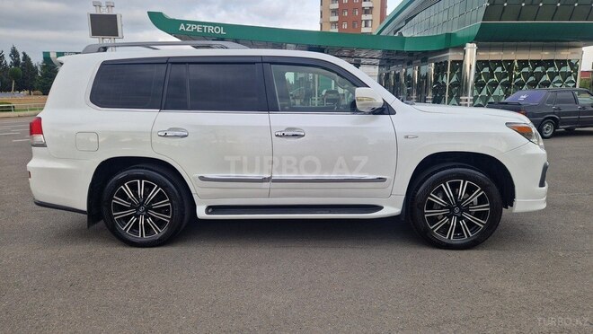 Lexus LX 570-8