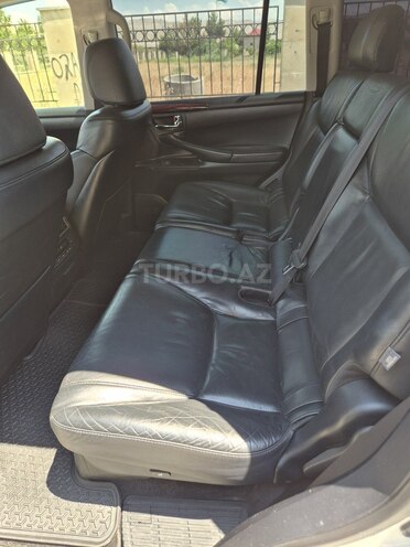 Lexus LX 570-14