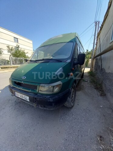 Ford Transit-1