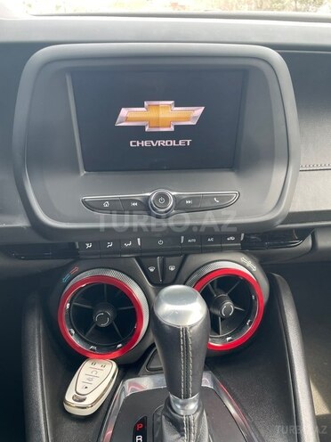 Chevrolet Camaro-16