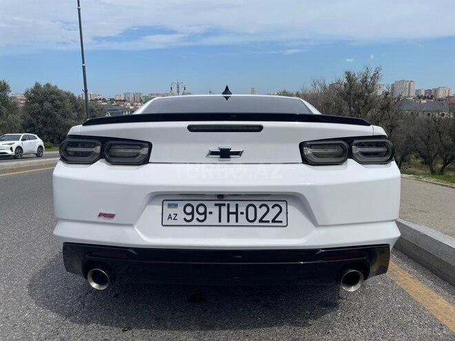 Chevrolet Camaro-10