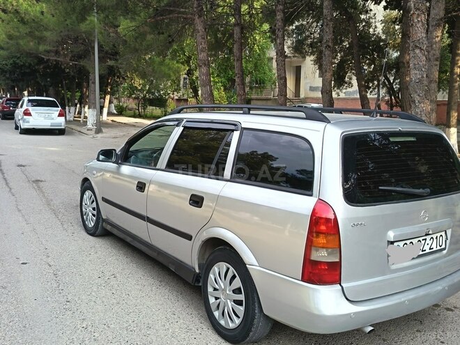Opel Astra-13