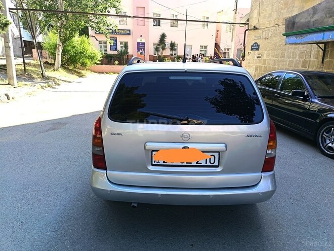 Opel Astra-2