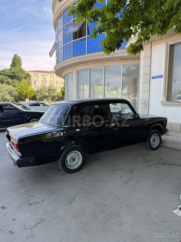 LADA (VAZ) 2107-4