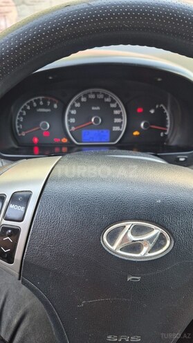 Hyundai Elantra-5