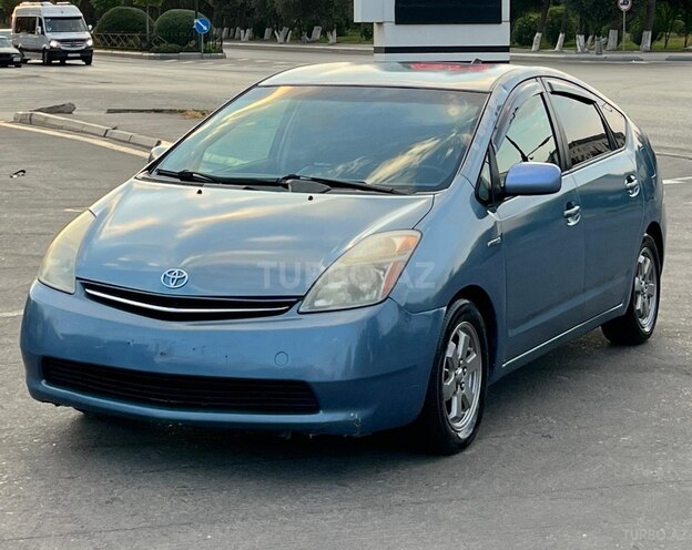 Toyota Prius-3