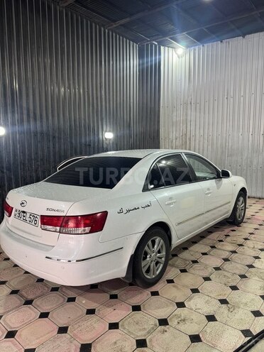 Hyundai Sonata-5