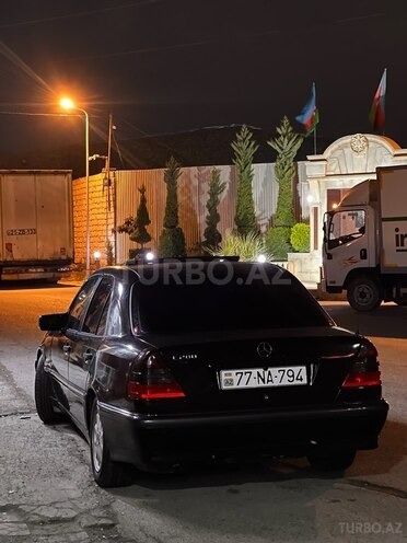 Mercedes C 180-8