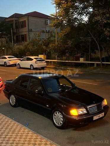 Mercedes C 180-7