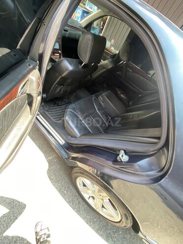 Mercedes E 240-15