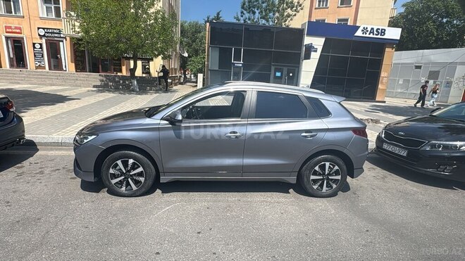 BYD e2-5