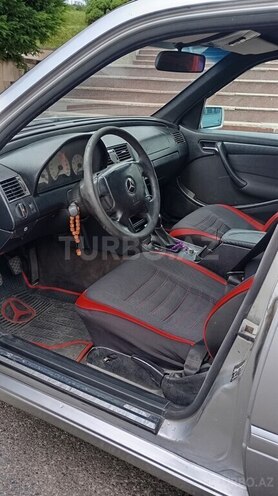 Mercedes C 180-5