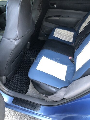 Toyota Prius-8