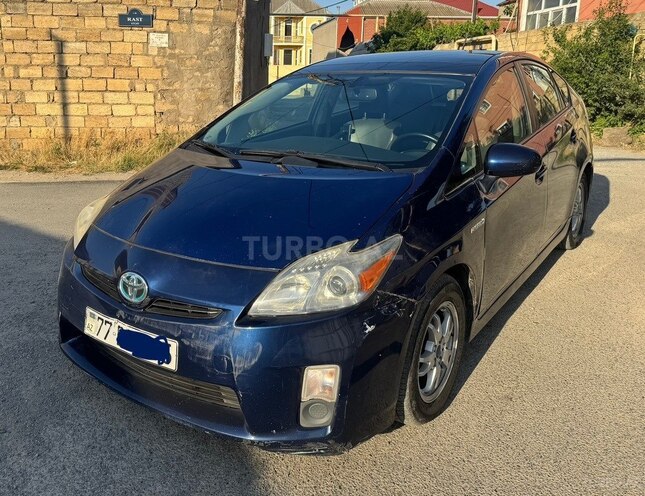 Toyota Prius-1