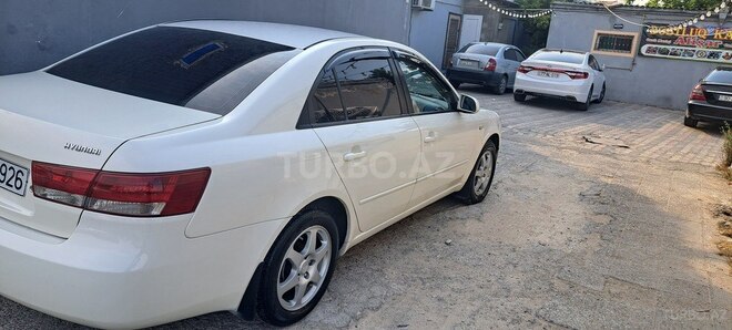 Hyundai Sonata-3