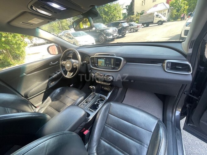 Kia Sorento-5