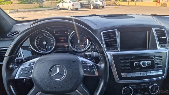 Mercedes GL 500 4MATIC-13